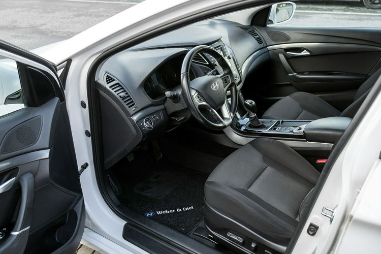 Hyundai i40 1.7_Diesel_136KM_165 tyś. km zdjęcie 15