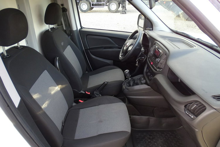 Fiat Doblo Chłodnia Izoterma Lambert, Agregat spalinowo elektryczny Carrier Euro6 zdjęcie 21