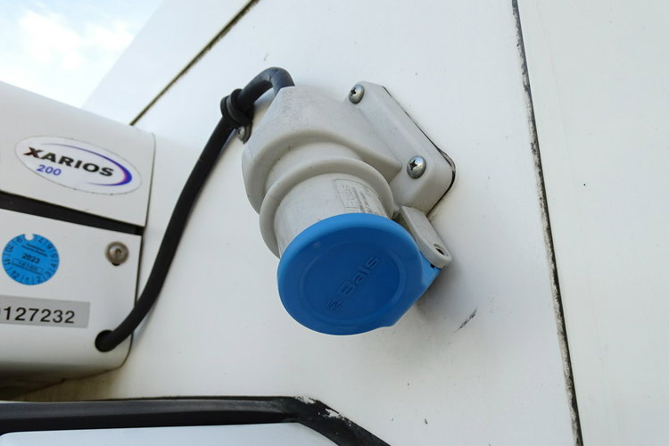 Fiat Doblo Chłodnia Izoterma Lambert, Agregat spalinowo elektryczny Carrier Euro6 zdjęcie 9