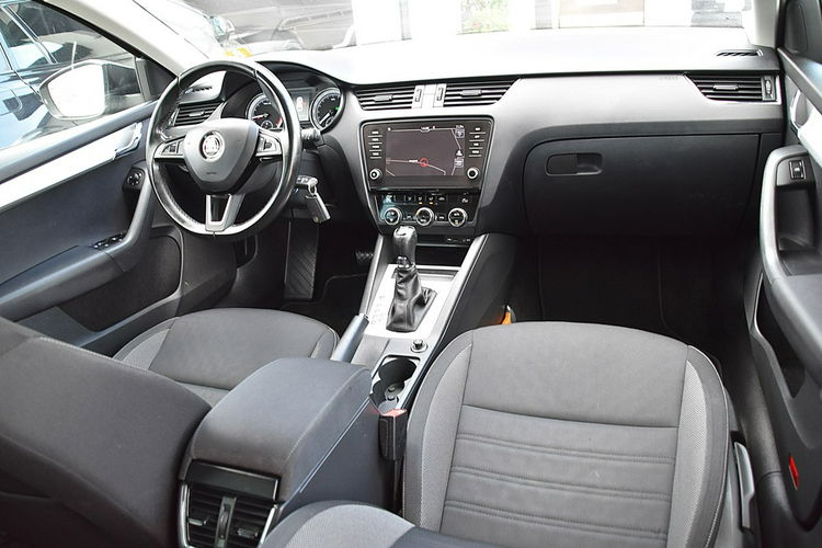 Skoda Octavia 1.6TDI 115Km DSG Navi Led Gwarancja zdjęcie 9