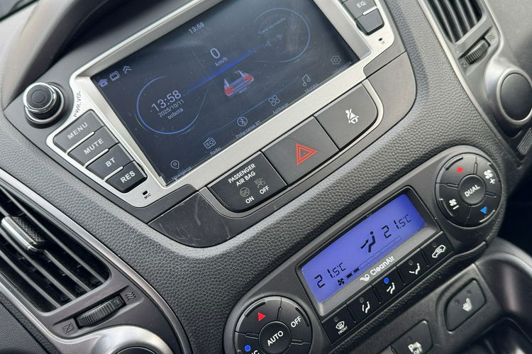 Hyundai ix35 1.6 Benz 135KM z Niemiec, LIFT 2014, Pół-skóry, Grzane fotele 93.000 zdjęcie 23