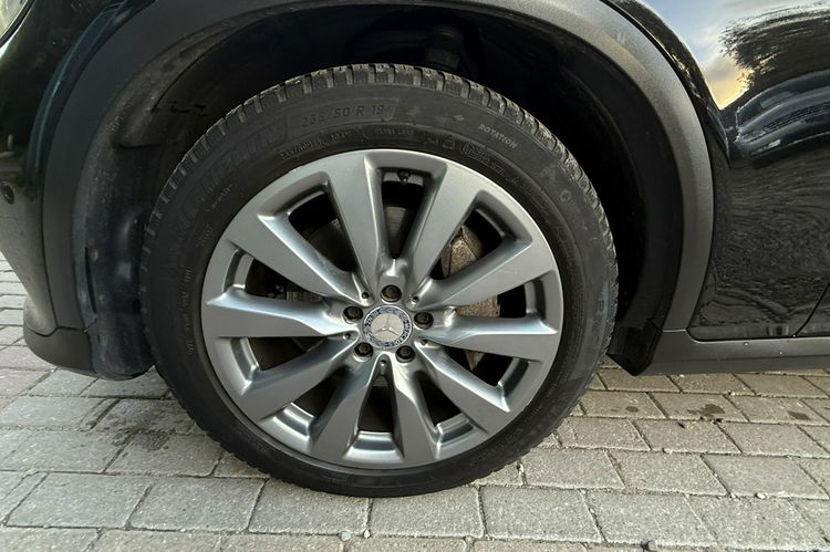 Mercedes GLC 250 4-Matic polski salon ledy skóry Navi czarny dach zamiana 1r. Gwarancji zdjęcie 30