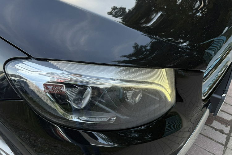 Mercedes GLC 250 4-Matic polski salon ledy skóry Navi czarny dach zamiana 1r. Gwarancji zdjęcie 33