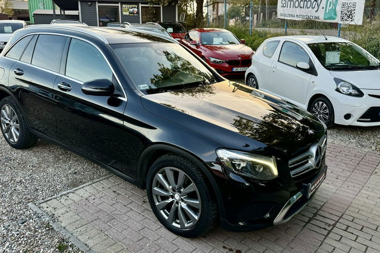 Mercedes GLC 250 4-Matic polski salon ledy skóry Navi czarny dach zamiana 1r. Gwarancji zdjęcie 5