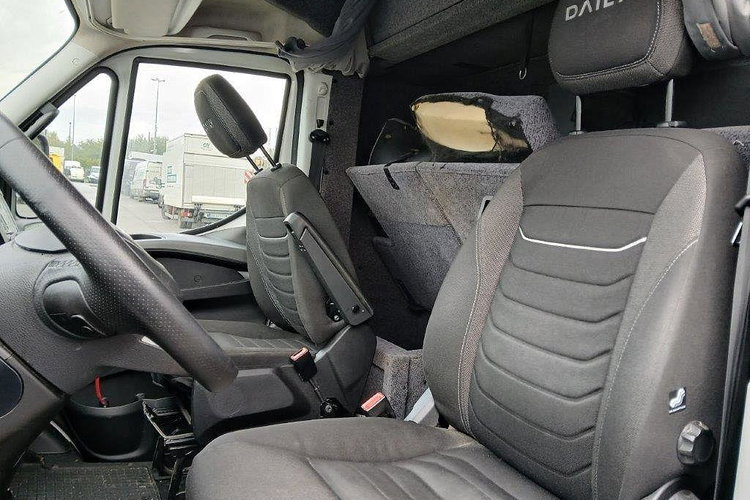 IVECO/KAMIL NADWOZIA DAILY 70C18 zdjęcie 9