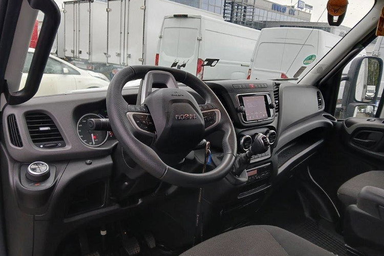 IVECO/KAMIL NADWOZIA DAILY 70C18 zdjęcie 7