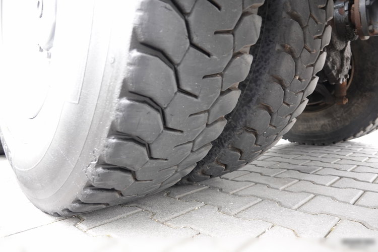 Mercedes ACTROS 3344 / 6x4 / WYWROTKA 2 STR / BORDMATIC / HYDROBURTA / HYDROKLAPA / EPS + SPRZĘGŁO   zdjęcie 37