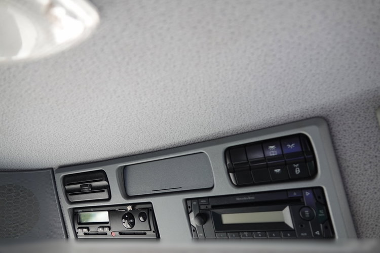 Mercedes ACTROS 3344 / 6x4 / WYWROTKA 2 STR / BORDMATIC / HYDROBURTA / HYDROKLAPA / EPS + SPRZĘGŁO   zdjęcie 51