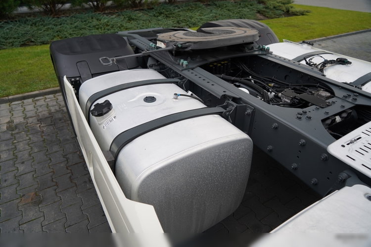 DAF XF 480 / SUPER SPACE CAB / OPONY 100% / 2021 ROK zdjęcie 17