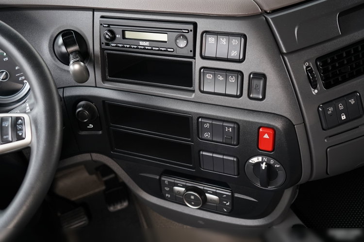 DAF XF 480 / SUPER SPACE CAB / OPONY 100% / 2021 ROK zdjęcie 30