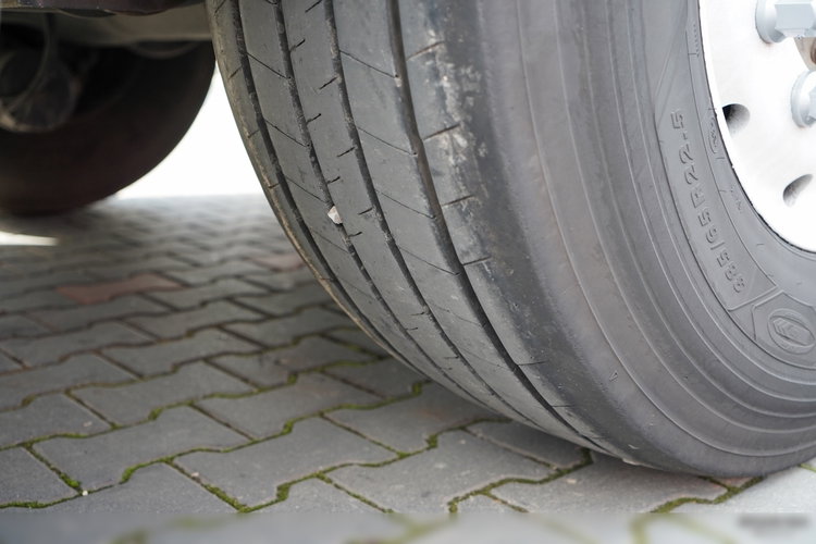 Volvo FH 500 / ZESTAW / HYDRAULIKA / RETARDER / I-SAVE / KLIMA POSTOJOWA + KEMPF WYWROTKA 60m3 /  OŚ PODNOSZONA / 2021 zdjęcie 21