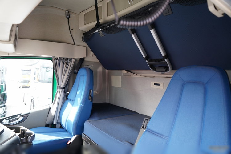 Volvo FH 500 / ZESTAW / HYDRAULIKA / RETARDER / I-SAVE / KLIMA POSTOJOWA + KEMPF WYWROTKA 60m3 /  OŚ PODNOSZONA / 2021 zdjęcie 27