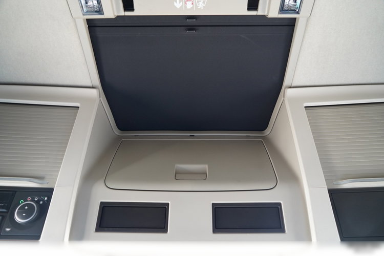 Volvo FH 500 / ZESTAW / HYDRAULIKA / RETARDER / I-SAVE / KLIMA POSTOJOWA + KEMPF WYWROTKA 60m3 /  OŚ PODNOSZONA / 2021 zdjęcie 37