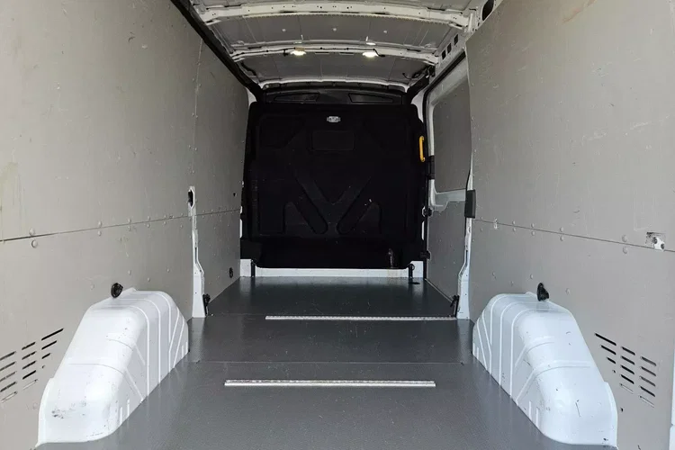Ford transit L3H2 64999zł NETTO 2.0TdCi/131KM zdjęcie 16