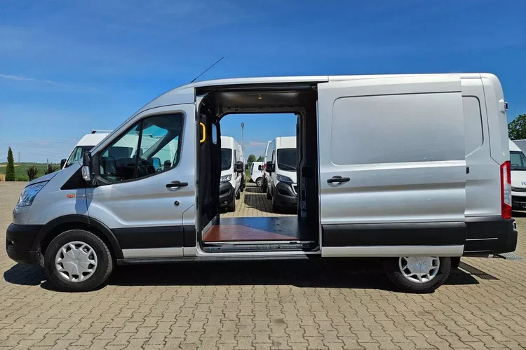 Ford transit Lift L3H2 59999zł NETTO 2.0TdCi/170KM zdjęcie 10