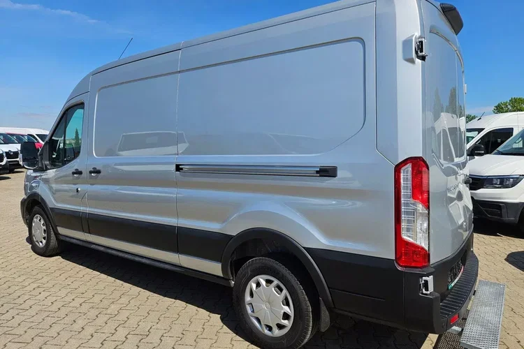 Ford transit Lift L3H2 59999zł NETTO 2.0TdCi/170KM zdjęcie 13