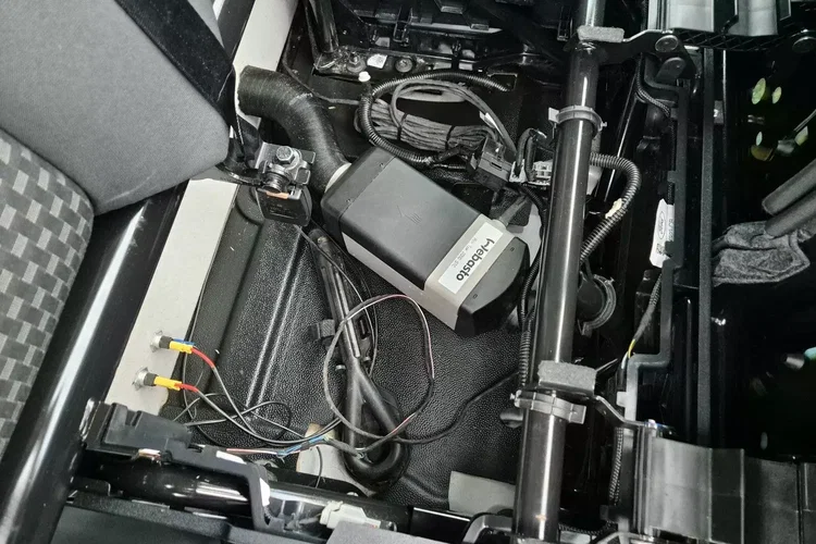 Ford transit Lift L3H2 59999zł NETTO 2.0TdCi/170KM zdjęcie 33