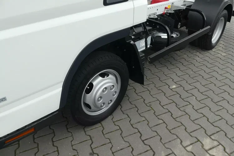 Mitsubishi FUSO CANTER 3C13 / WYWROTKA / SPROWADZONE / 3-OSOBOWE / zdjęcie 13