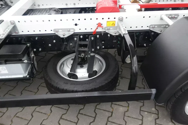 Mitsubishi FUSO CANTER 3C13 / WYWROTKA / SPROWADZONE / 3-OSOBOWE / zdjęcie 16