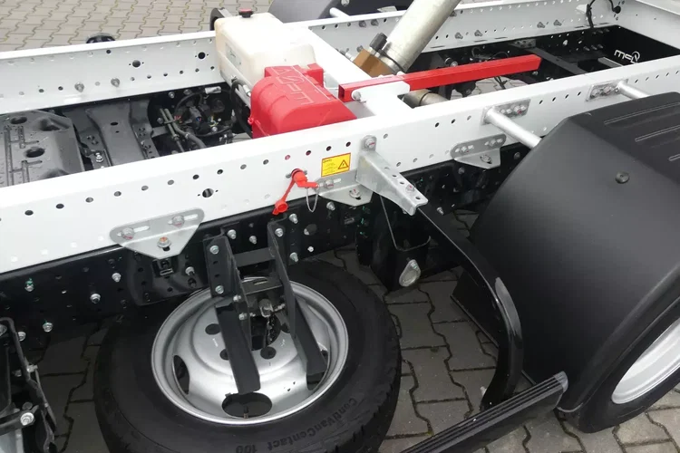 Mitsubishi FUSO CANTER 3C13 / WYWROTKA / SPROWADZONE / 3-OSOBOWE / zdjęcie 17