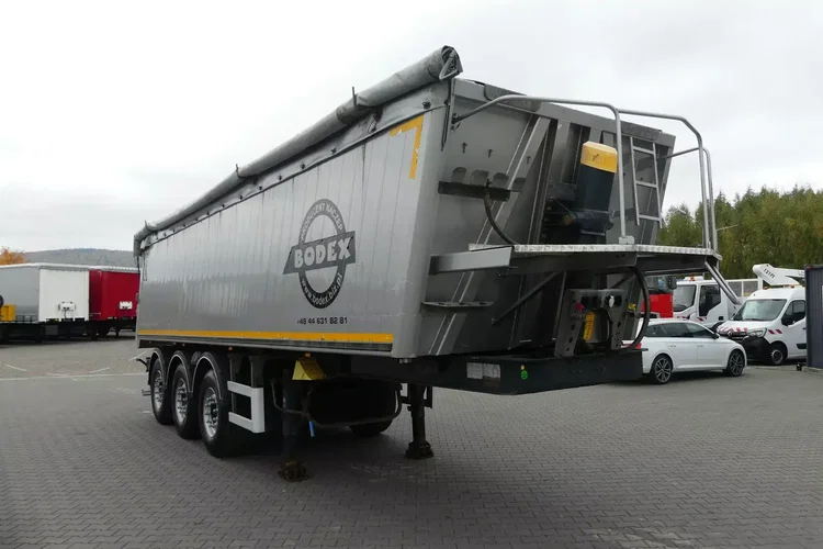 BODEX WYWROTKA 34m3 / OŚ PODNOSZONA / zdjęcie 13