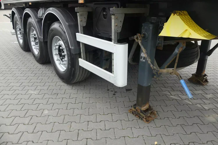 BODEX WYWROTKA 34m3 / OŚ PODNOSZONA / zdjęcie 15