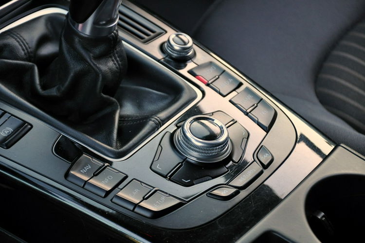 Audi A4 2.0TDI(177KM) Lift Radar ACC Navi MMI Welur El.Fotel 2xParktr. Alu17" zdjęcie 36