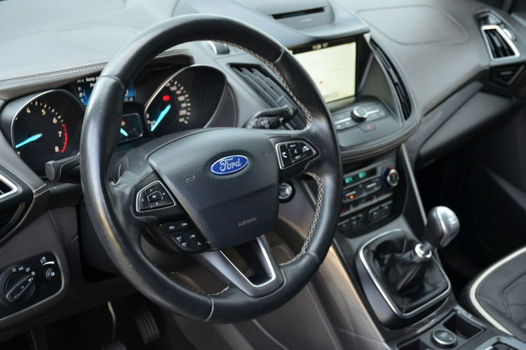 Ford Kuga Vignale 1.5i 150KM Serwis SONY Navi Skóra Bi-xenon Kamera zdjęcie 23