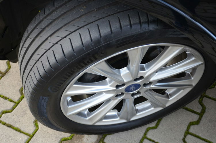 Ford Kuga Vignale 1.5i 150KM Serwis SONY Navi Skóra Bi-xenon Kamera zdjęcie 5
