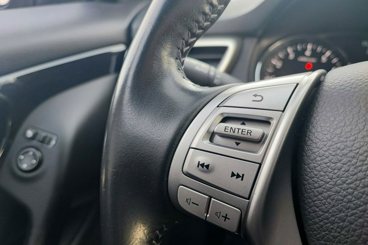 Nissan Qashqai DIG-T N-Connecta + oryginał + pełny serwis zdjęcie 19