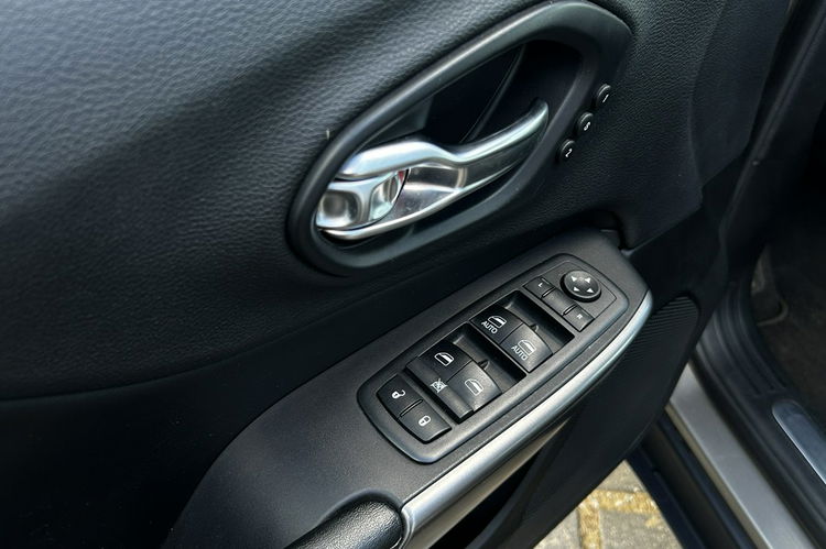 Jeep Cherokee Limited 3.2 272KM 4x4 Automat - Raty Zamiana Gwarancja zdjęcie 11