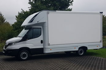 Iveco Daily KONTENER NISKOPODŁOGOWY 4.43x2.23x2.42 SKLEP BAR FOODTRUCK KAMPER AC