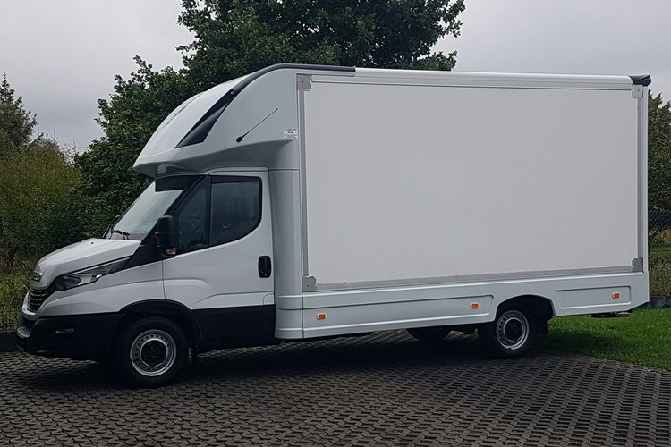 Iveco Daily KONTENER NISKOPODŁOGOWY 4.43x2.23x2.42 SKLEP BAR FOODTRUCK KAMPER AC zdjęcie 1