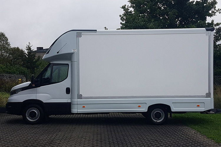 Iveco Daily KONTENER NISKOPODŁOGOWY 4.43x2.23x2.42 SKLEP BAR FOODTRUCK KAMPER AC zdjęcie 11
