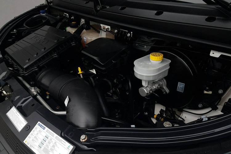 Iveco Daily KONTENER NISKOPODŁOGOWY 4.43x2.23x2.42 SKLEP BAR FOODTRUCK KAMPER AC zdjęcie 13