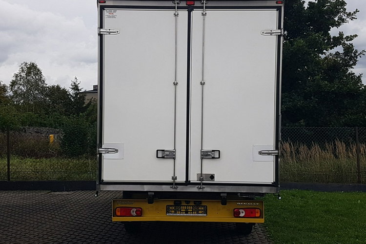 Renault Master KONTENER 8EP 4.21x2.23x2.22 KLIMA MANUAL KRAJOWY 6-BIEGÓW zdjęcie 16