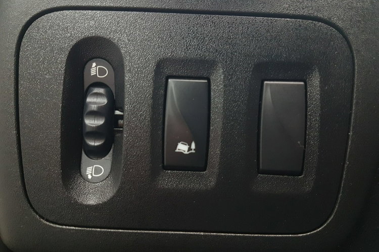 Renault Master KONTENER 8EP 4.21x2.23x2.22 KLIMA MANUAL KRAJOWY 6-BIEGÓW zdjęcie 33