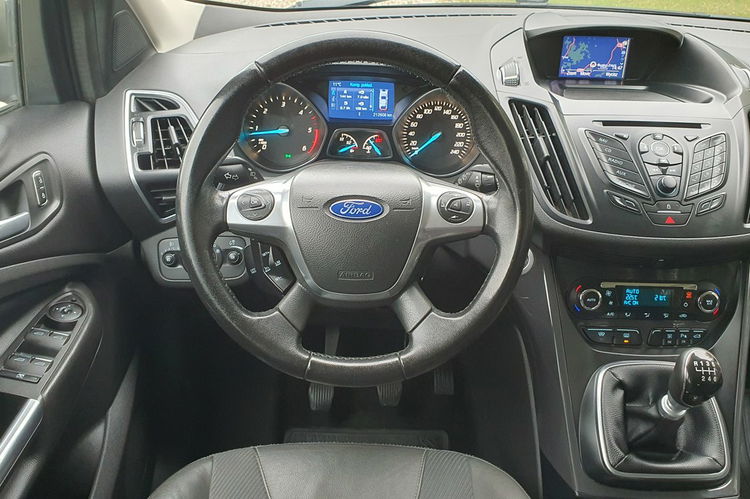 Ford Kuga 2.0 TDCi 140KM # 4x4 # Titanium # Bogate Wyposażenie # Super Stan zdjęcie 17