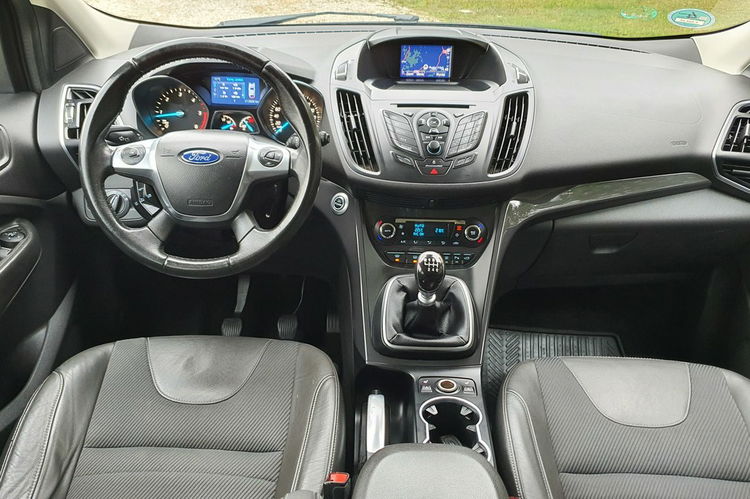 Ford Kuga 2.0 TDCi 140KM # 4x4 # Titanium # Bogate Wyposażenie # Super Stan zdjęcie 5