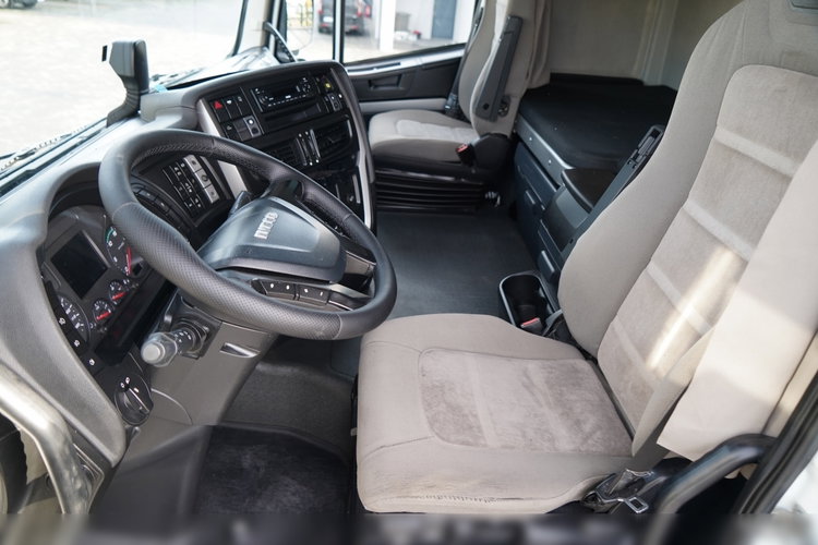 Iveco STRALIS  560 / 6X4 / DO DREWNA / DO DRZEWA / DO LASU /  HDS PALFINGER EPSILON  / UDŹWIG - 5 250 KG zdjęcie 30