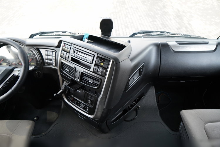 Iveco STRALIS  560 / 6X4 / DO DREWNA / DO DRZEWA / DO LASU /  HDS PALFINGER EPSILON  / UDŹWIG - 5 250 KG zdjęcie 39