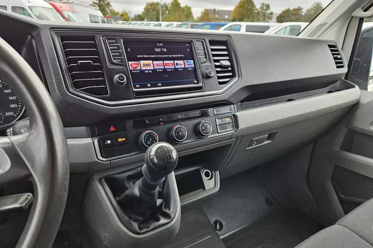 Volkswagen Crafter L3H2 109900zł NETTO Brygadówka 6 osób 2.0TDi/140KM zdjęcie 21