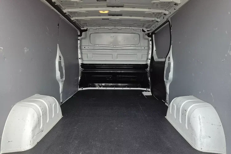 Renault Trafic L2H1 72999zł NETTO 2.0dCi/110KM zdjęcie 15