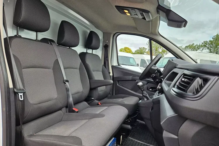 Renault Trafic L2H1 72999zł NETTO 2.0dCi/110KM zdjęcie 30