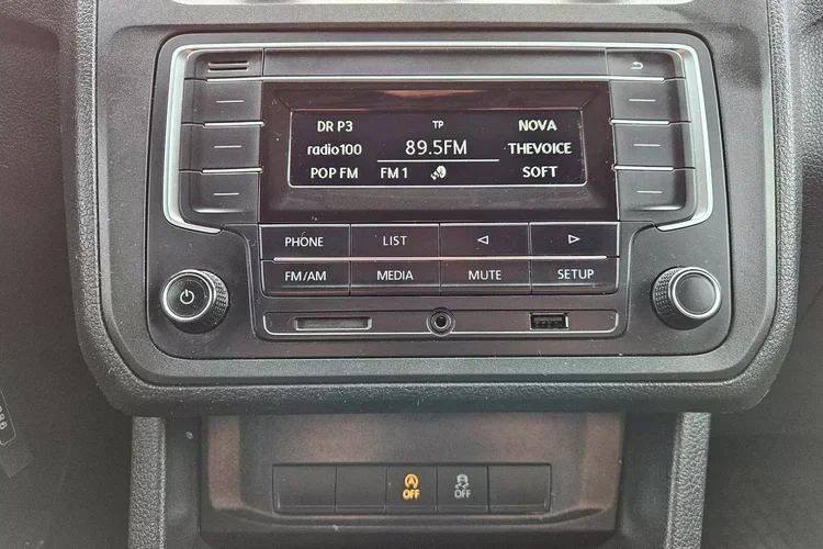 Volkswagen Caddy Long 59999zł NETTO 2.0TDi/102KM zdjęcie 24