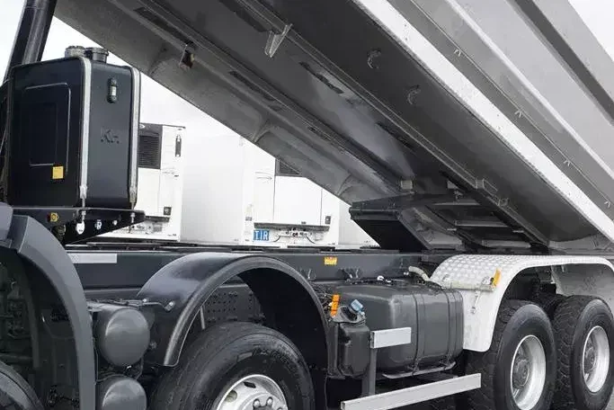 Mercedes / AROCS / 4145 / E 6 / WYWROTKA / 8 X 8 zdjęcie 15