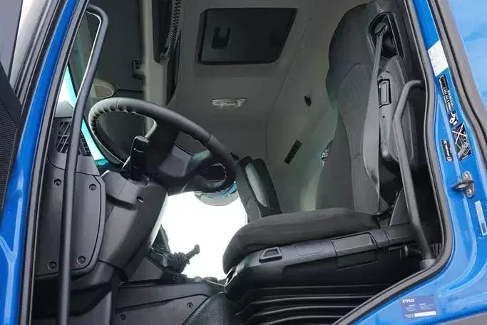 Mercedes / AROCS / 4145 / E 6 / WYWROTKA / 8 X 8 zdjęcie 7