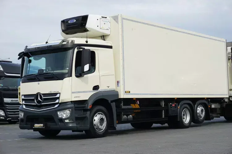 Mercedes ACTROS / 2540 / ACC / E 6 / ZESTAW PRZEJAZDOWY / CHŁODNIA + WINDA / 38 PALET zdjęcie 24