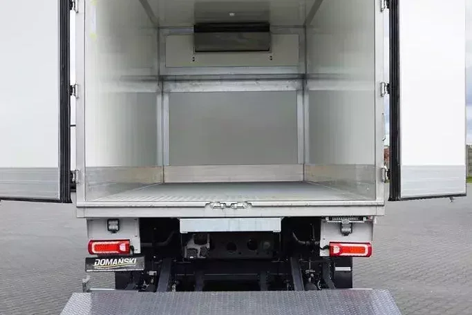 Mercedes ACTROS / 2853 / ACC / E 6 / MP 5 / CHŁODNIA + WINDA / 18 PALET / OŚ SKRĘTNA zdjęcie 10