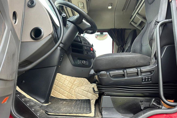 DAF XF 480 FT zdjęcie 8